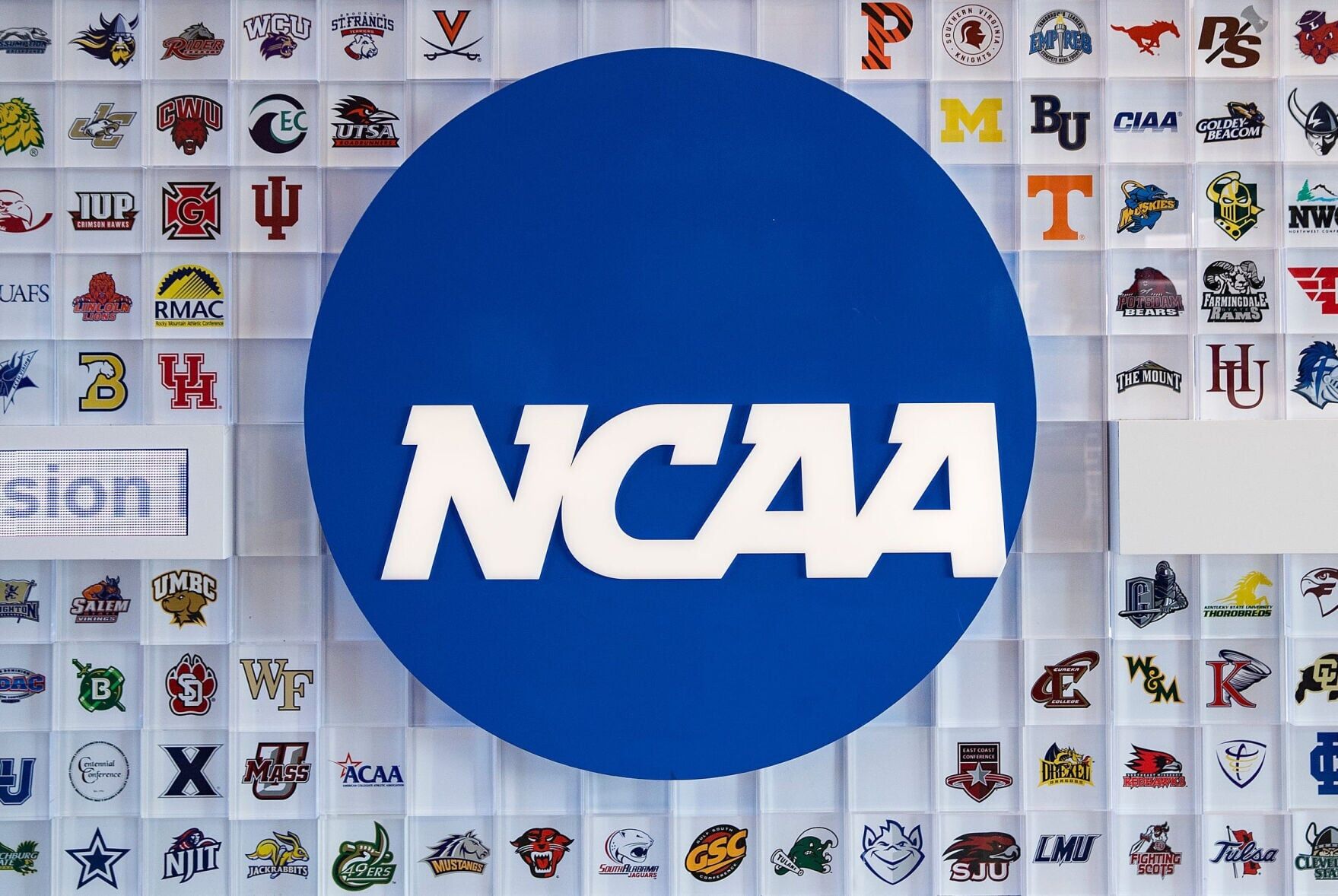 Can universities be legally forced to sign players? Don't be ridiculous