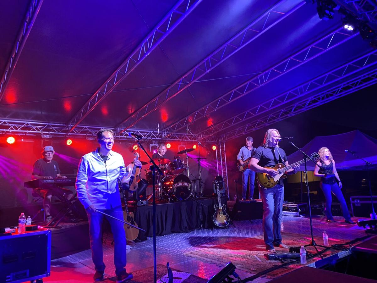 Rockie Lynne set to perform Saturday in drive-in show at I-40 Flea