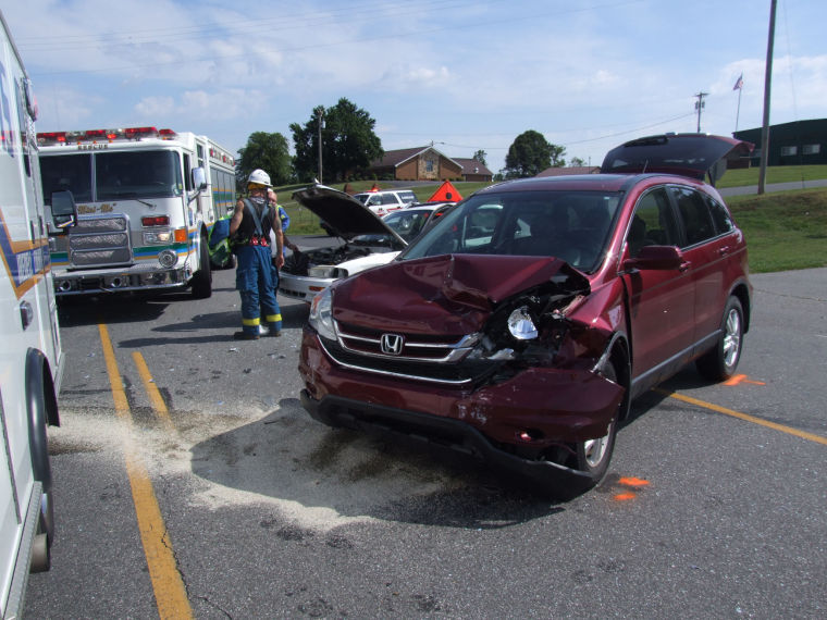 Two injured in Wilkesboro Highway crash