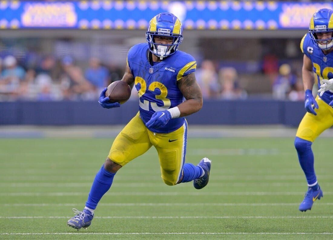 LA Rams To Return To Blue And White Colors, Uniforms Next? - Turf