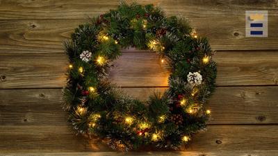 While most Christmas wreaths consist of a base of real or artificial pine boughs, many also feature other types of foliage.