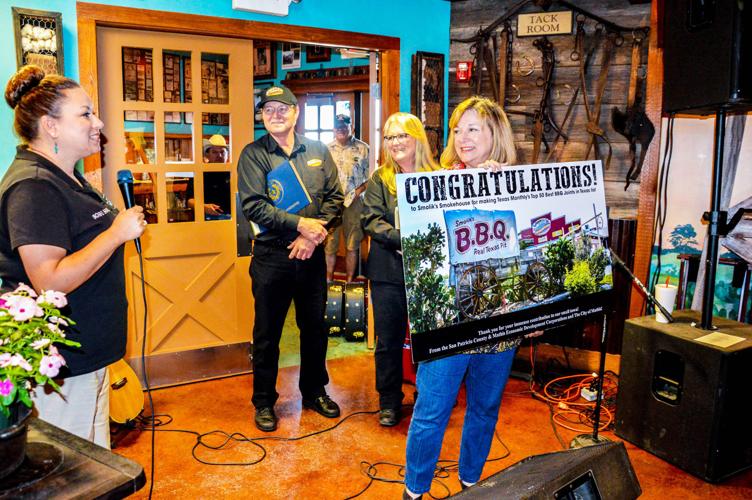 State Rep. Lozano helps Smolik’s celebrate Texas Monthly Top 50