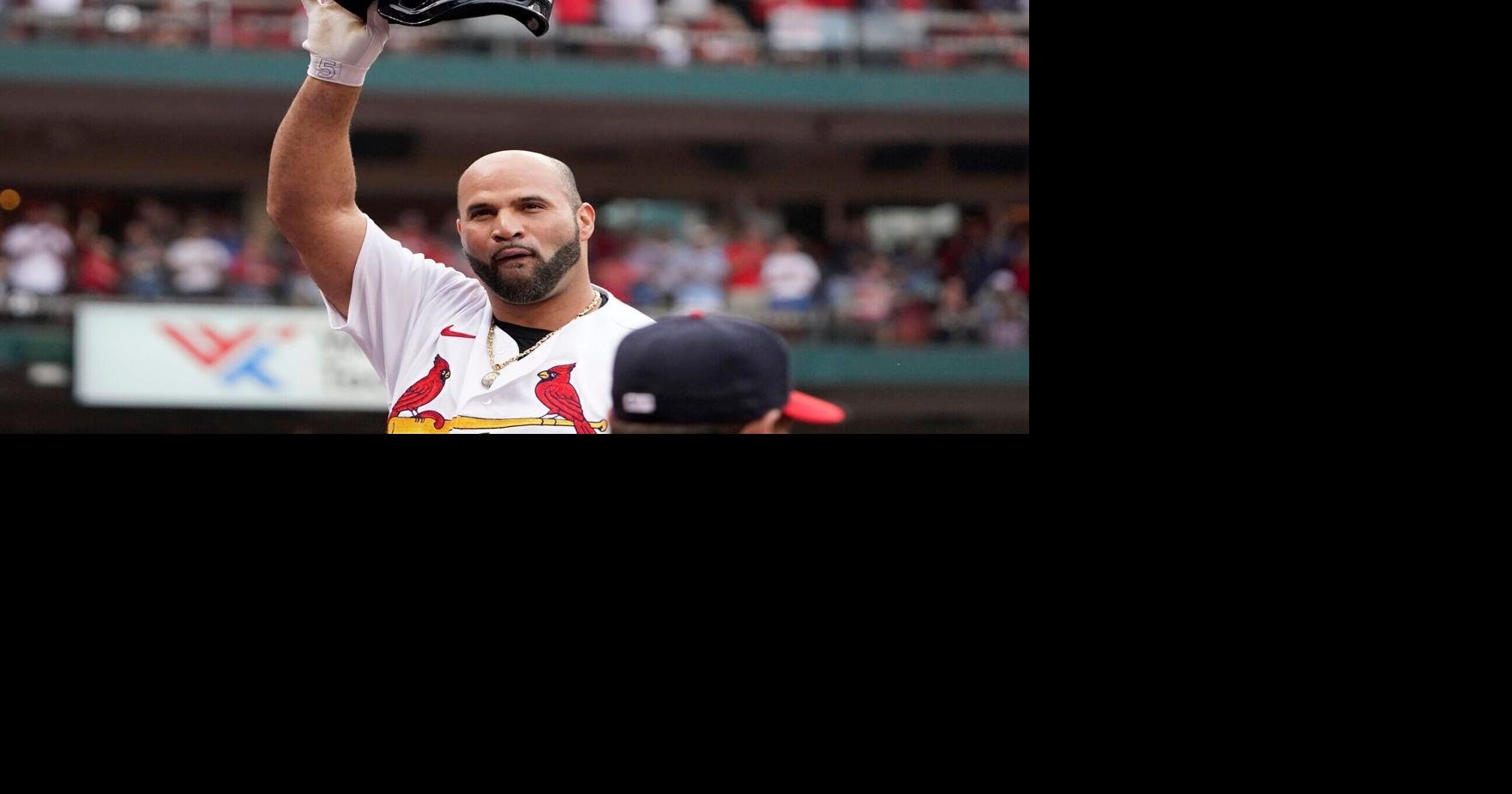 Albert Pujols looks at ARod's record eye to eye with homer 696