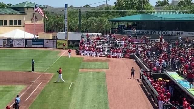 Pujols returns to Cardinals, gets standing ovation in Jupiter