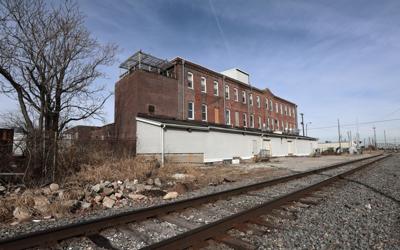 St. Louis homeless shelter finally finds a new home. Neighbors say it can’t stay