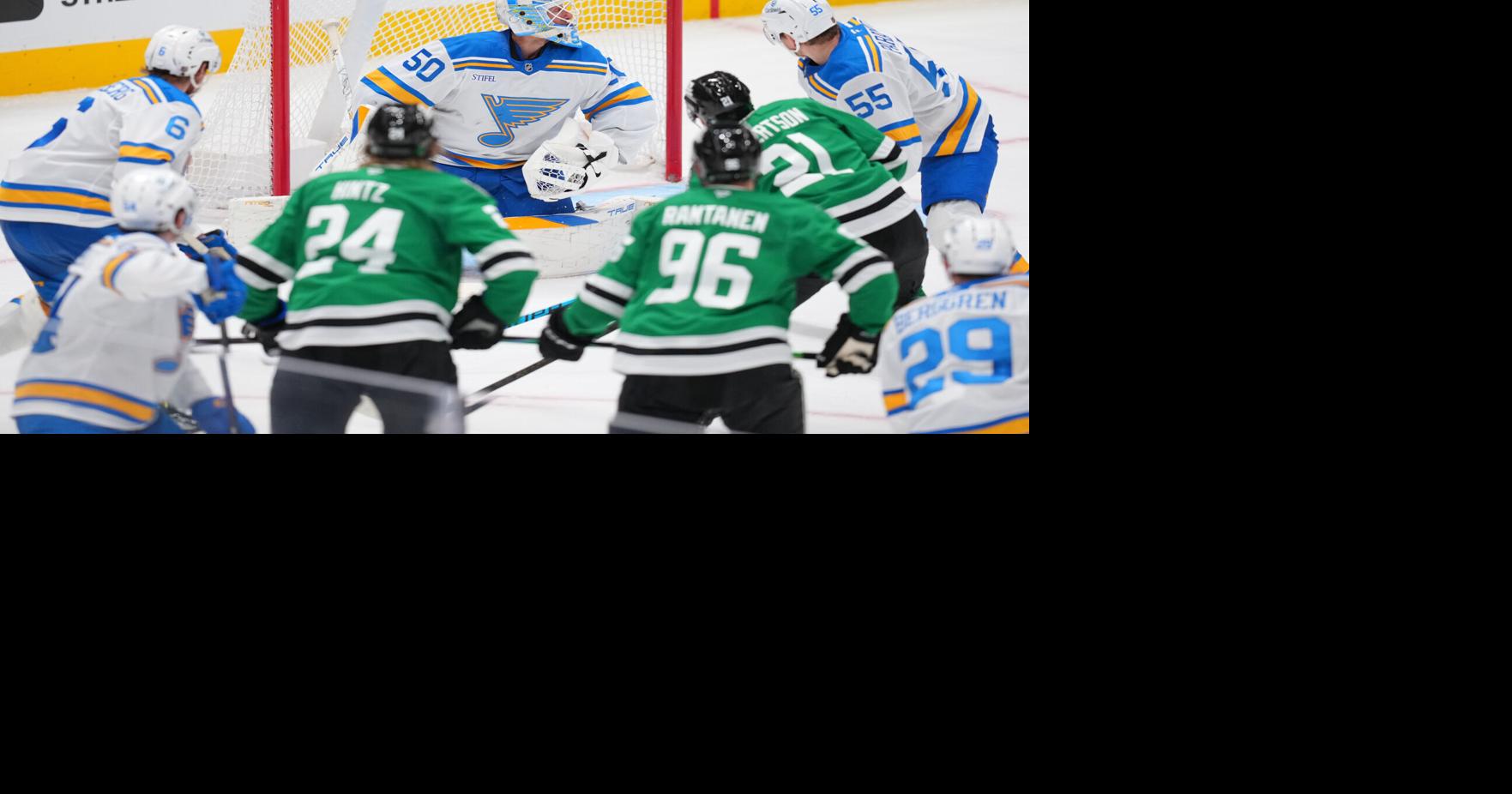 Late goal extends Blues' road losing streak to eight with 3-2 loss to Stars