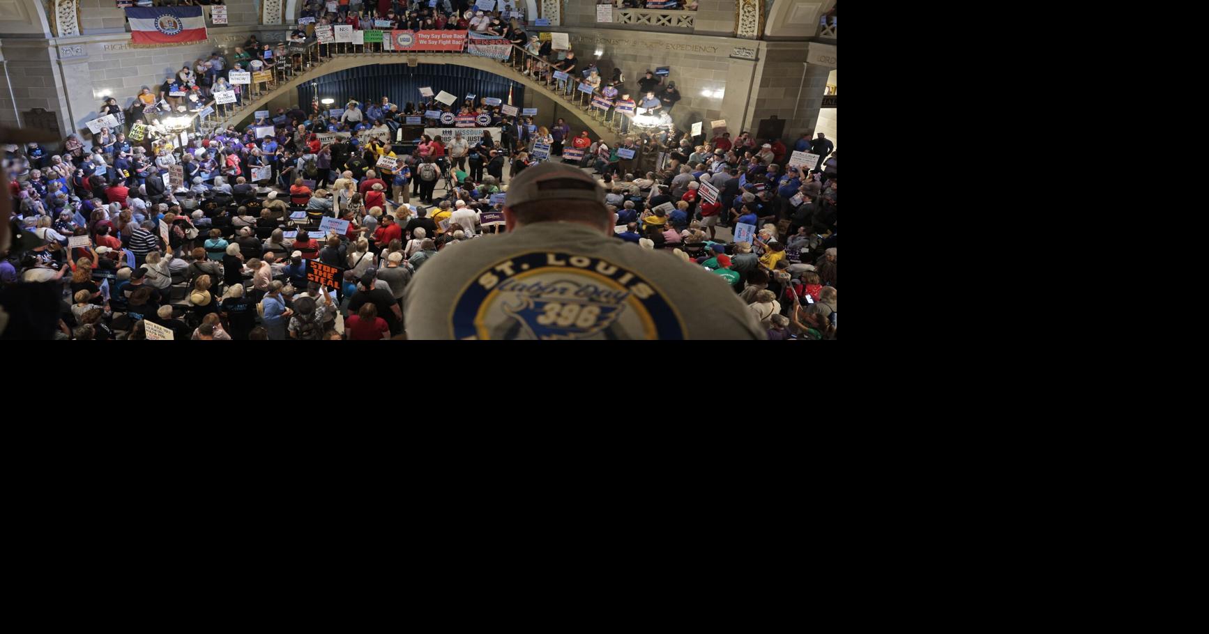 PAC turns in 300K signatures to put maps on Missouri ballot