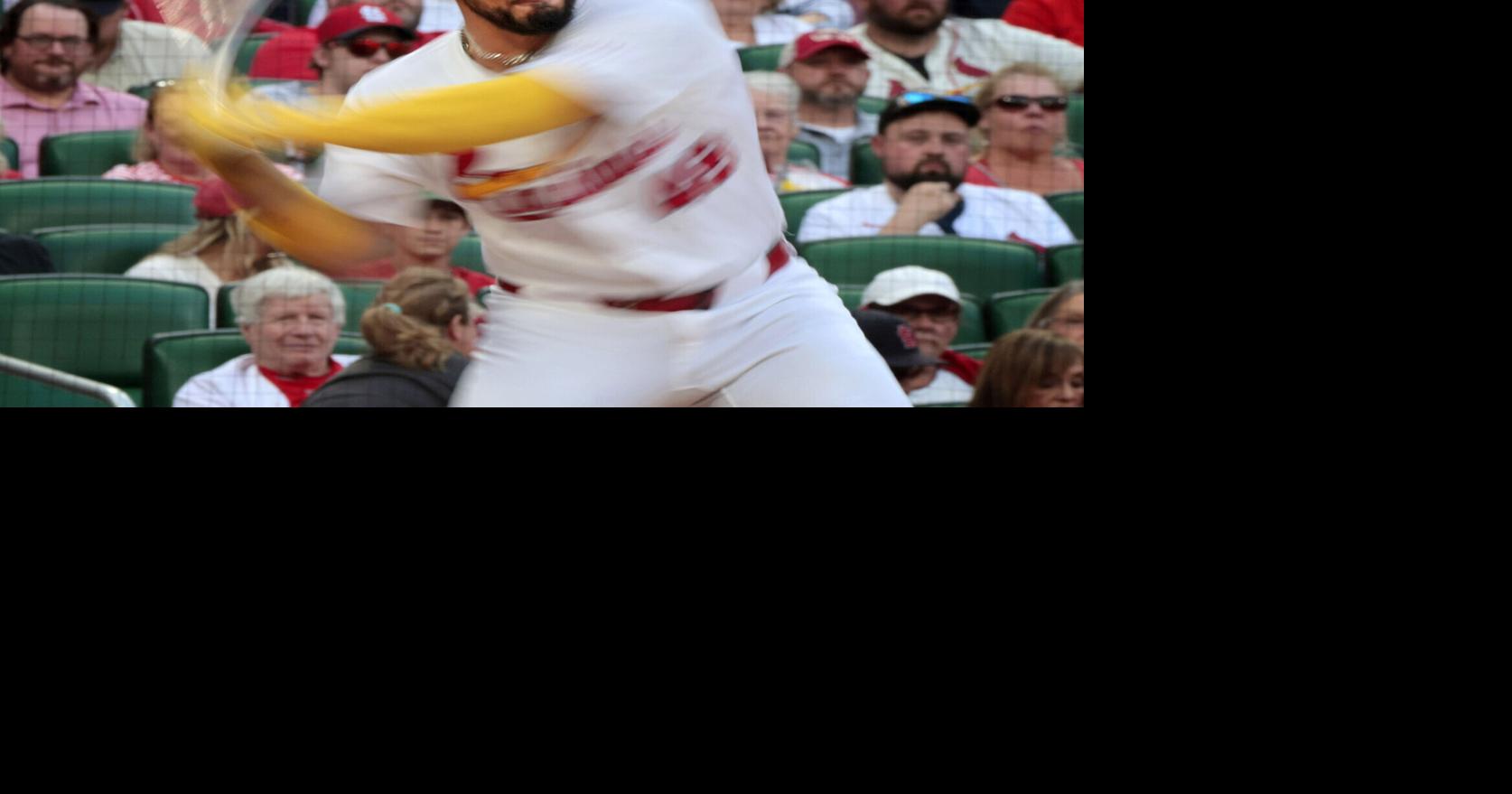 Image for article Hochman Pressure is on the pitcher. Calm Cardinals hitter Ivan Herrera flirting with .400