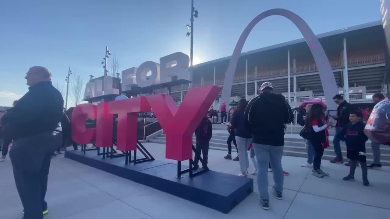 Fans react to St. Louis' new MLS team branding - St. Louis