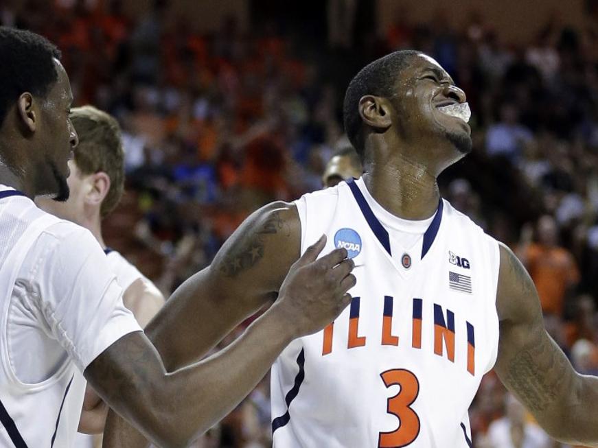 Illinois Survives Cold Shooting To Advance Illini Stltoday Com