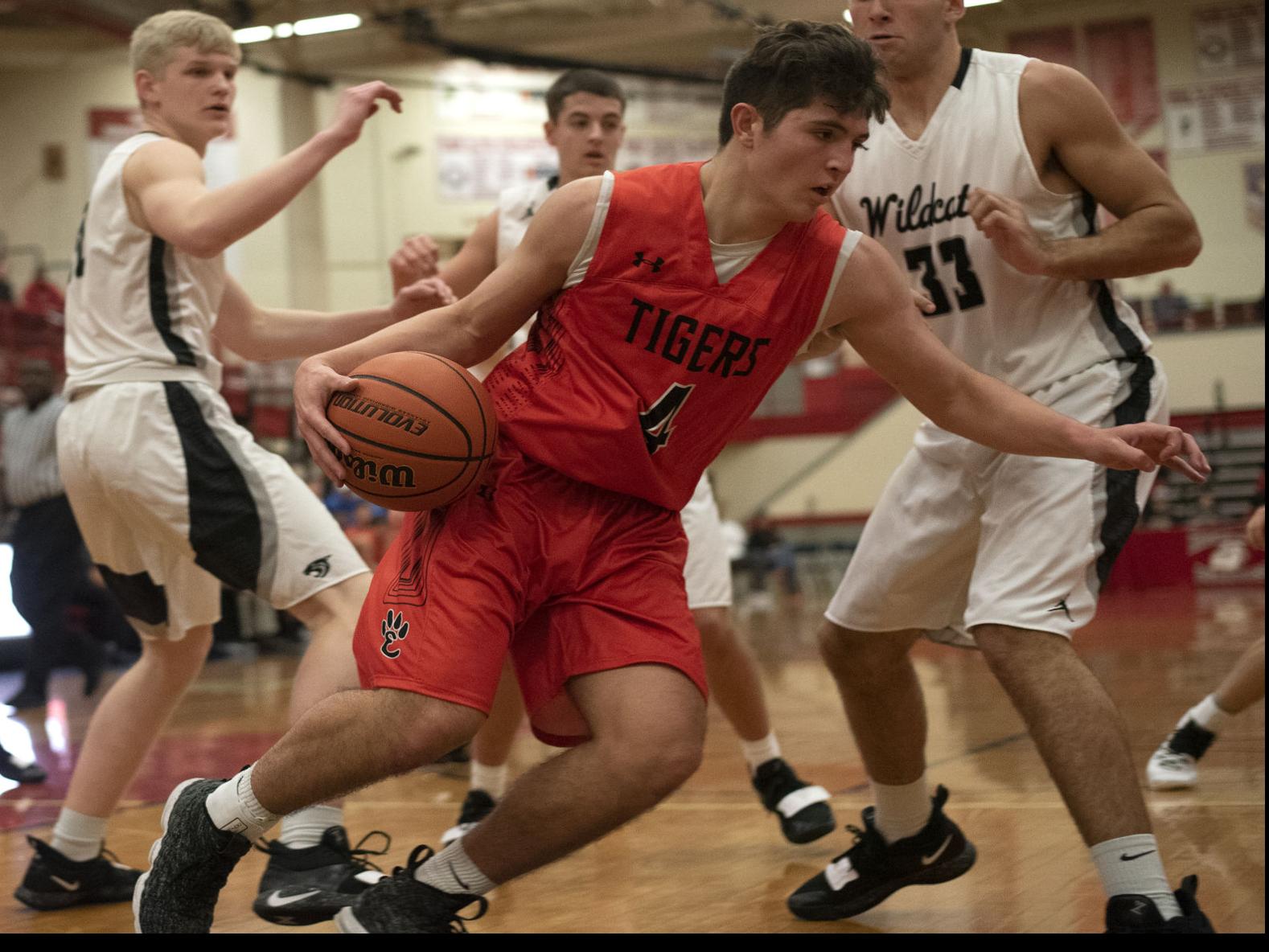 Edwardsville S Offense Comes Up Empty In Loss To Normal West