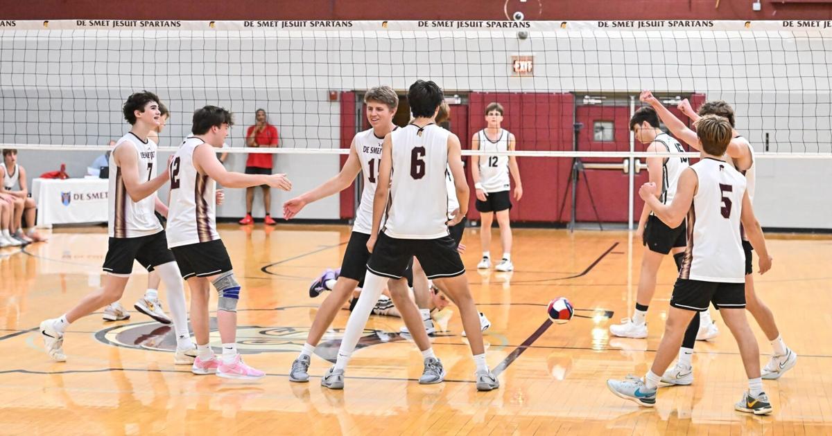 Class 2 boys volleyball state quarterfinal: De Smet def. Lafayette 25-21 ...
