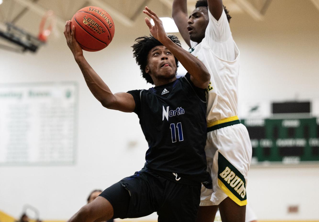 Fort Zumwalt North Invitational, semifinal Rock Bridge 61, Parkway