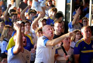 Bosnian soccer fans gather in St. Louis to watch World Cup match with United States