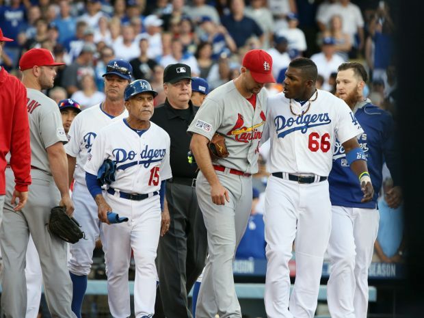 Dodgers still undecided about calling up Yasiel Puig from minor