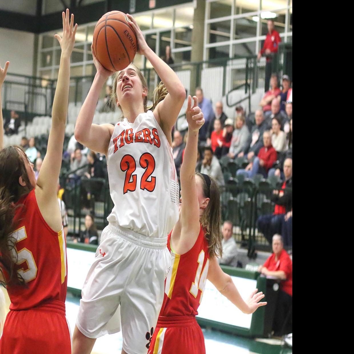 Class 4a Illinois Wesleyan Super Sectional Edwardsville 59 Mother Mcauley 43 Girls Basketball Stltoday Com