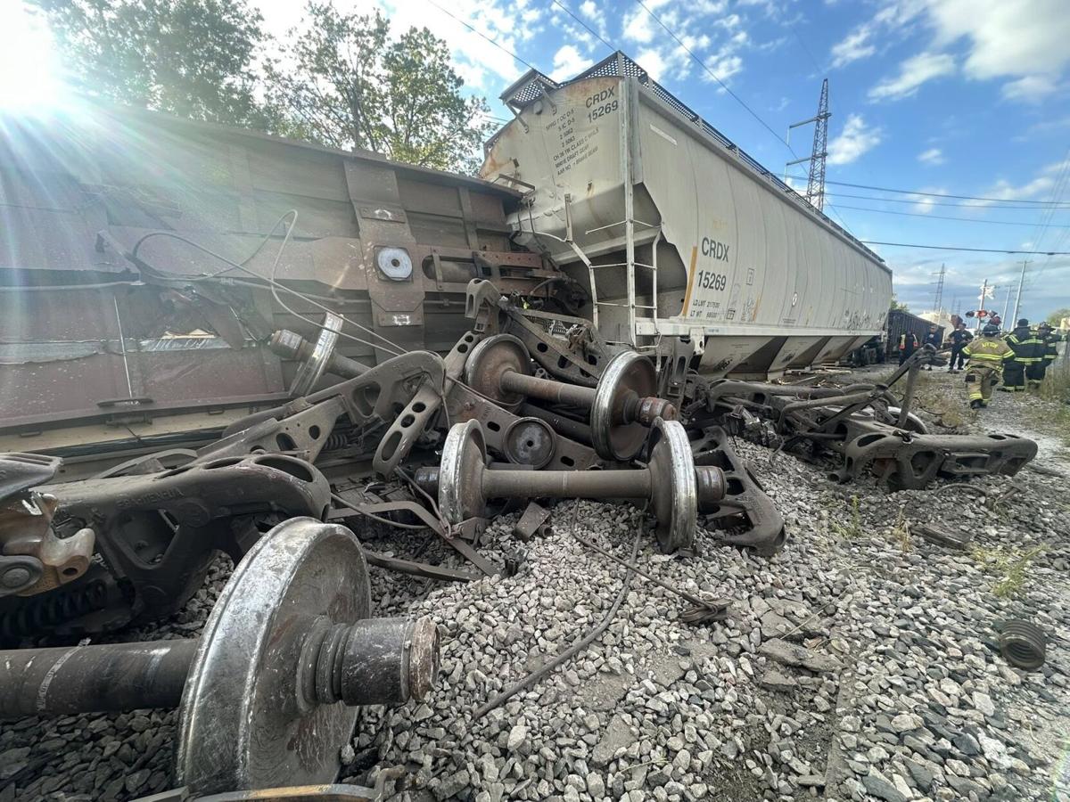 Train cars derail in Affton.jpg