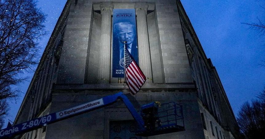 Insight: Trump hasn't delivered sex-trafficking crackdown Dan Rosenzweig-Ziff, Brad Heath and Kristina Cooke Reuters