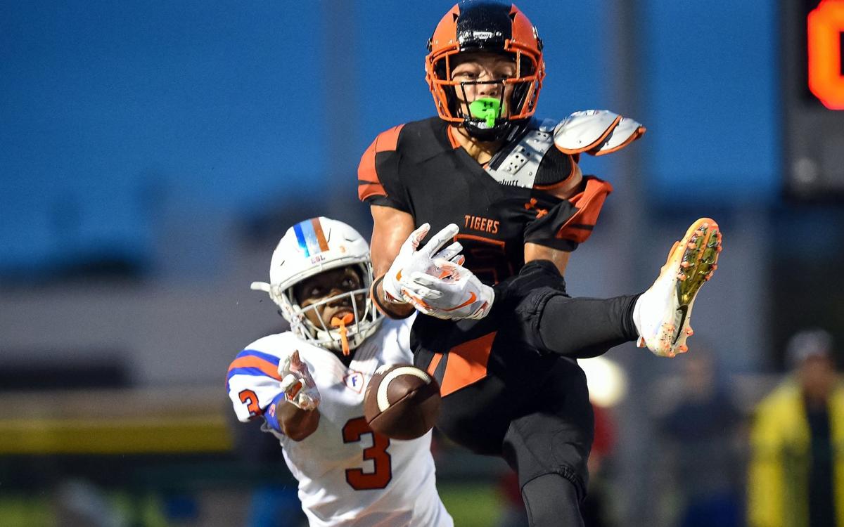 East St Louis Defense Miscues Muddle Edwardsville Attack High