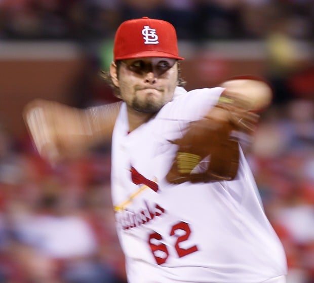 Cardinals agree to 1-year deal with pitcher Kyle McClellan