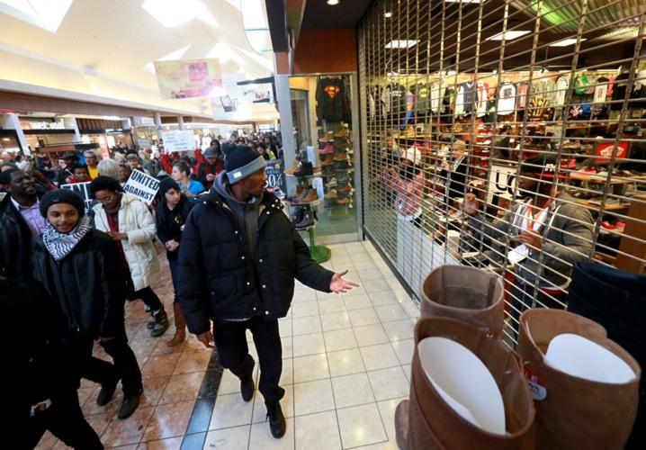 Protesters target Galleria Mall