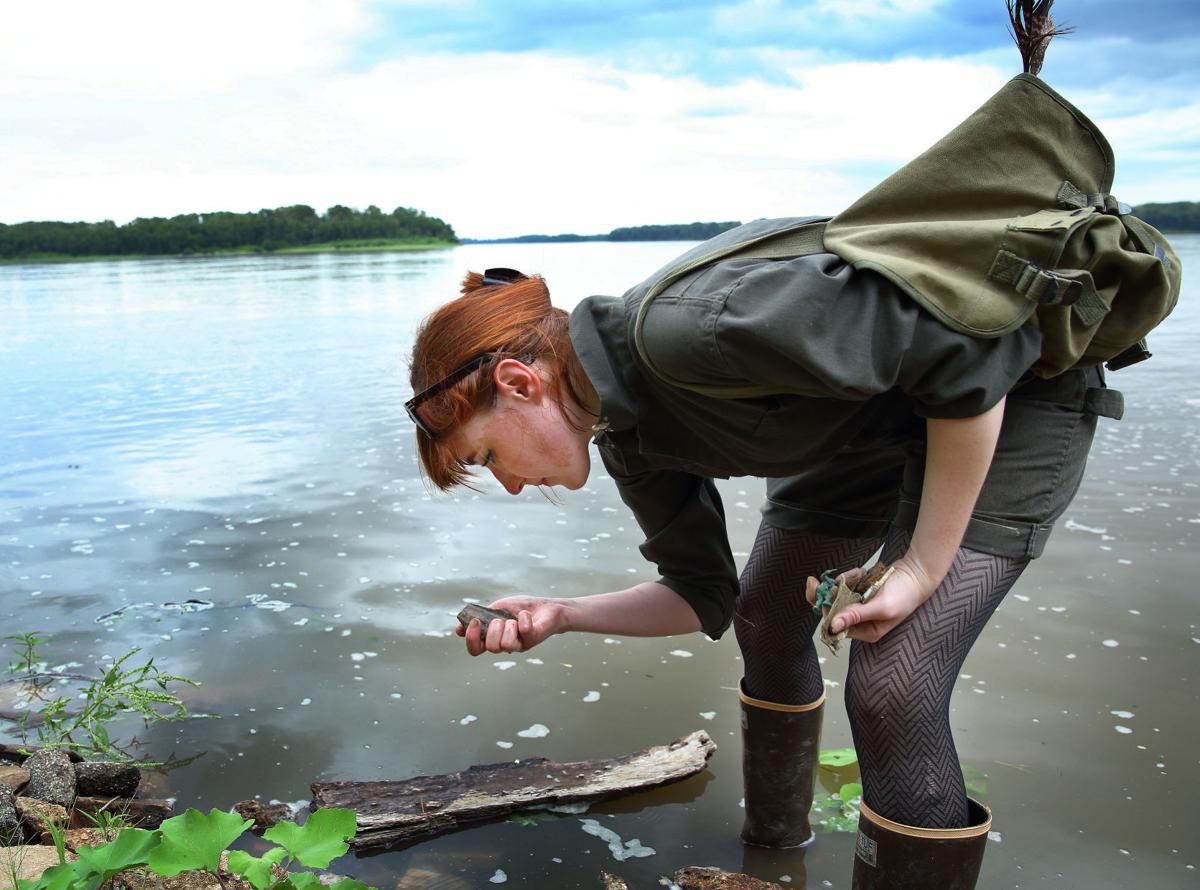 Artist Mines Banks Of Mississippi River For Material And A Sense Of Its Relationship With St Louis Metro Stltoday Com