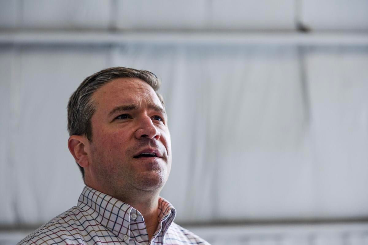 ֱ GOP makes campaign stop in Chesterfield