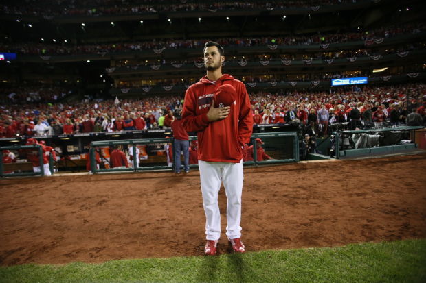 AP source: Joe Kelly, Dodgers agree to 3-year contract