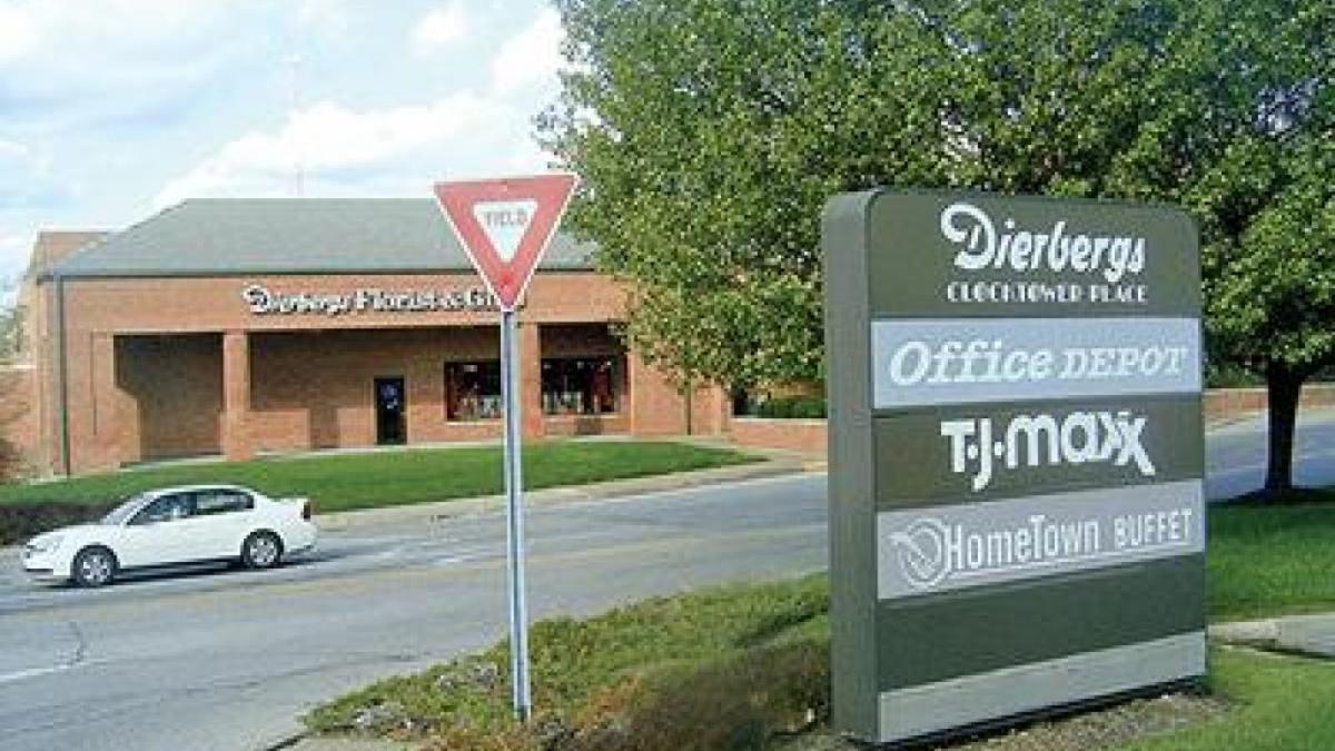 Nearby Businesses Concerned Surprised At Loss Of Clocktower Dierbergs Suburban Journals Of Greater St Louis Stltoday Com