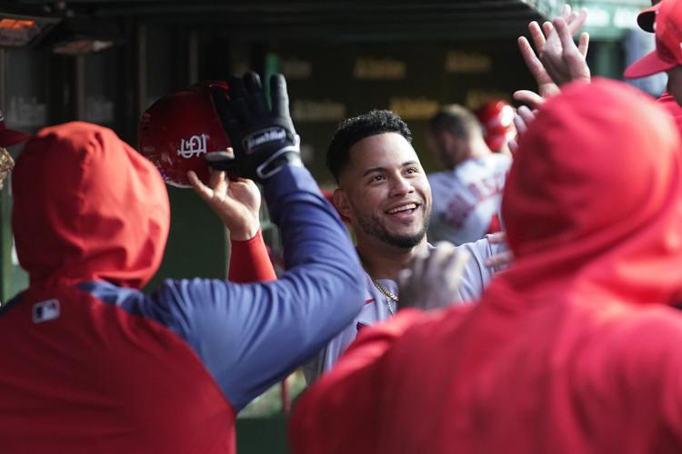 Willson Contreras gets hugs after likely last game with Cubs - The San  Diego Union-Tribune