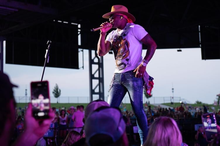 Jimmie Allen at Hollywood Casino Amphitheatre