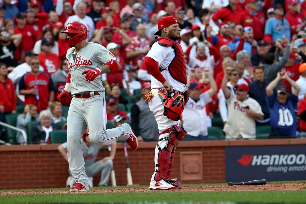Philadelphia Phillies beat the St. Louis Cardinals 6-3 in game 1 of NL Wild Card