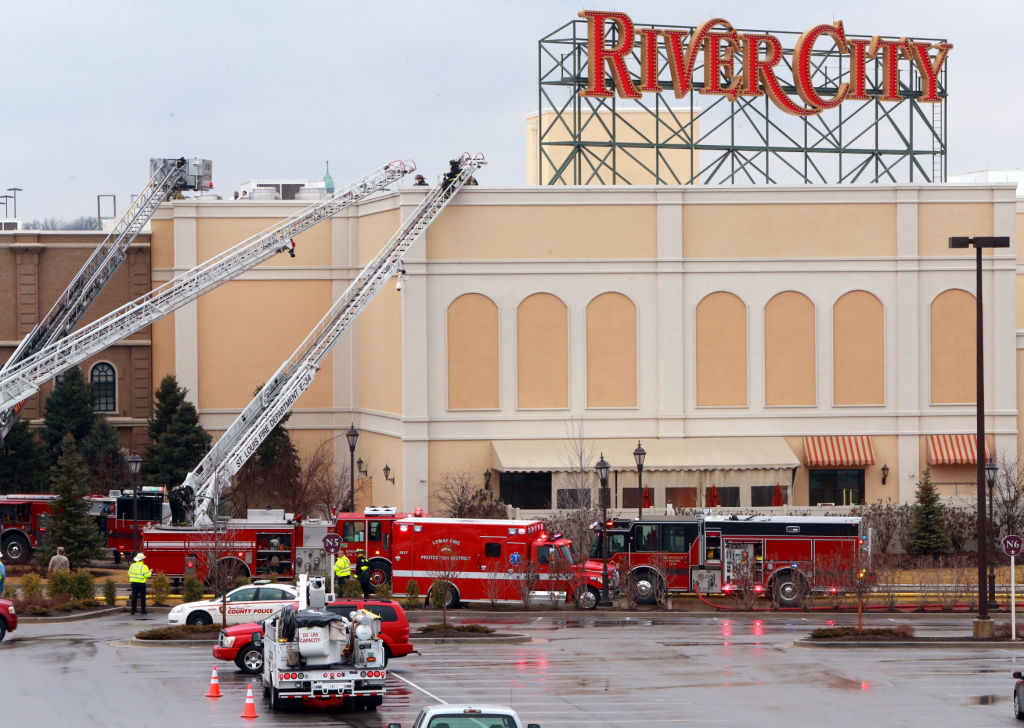 fire threatens two rivers casino