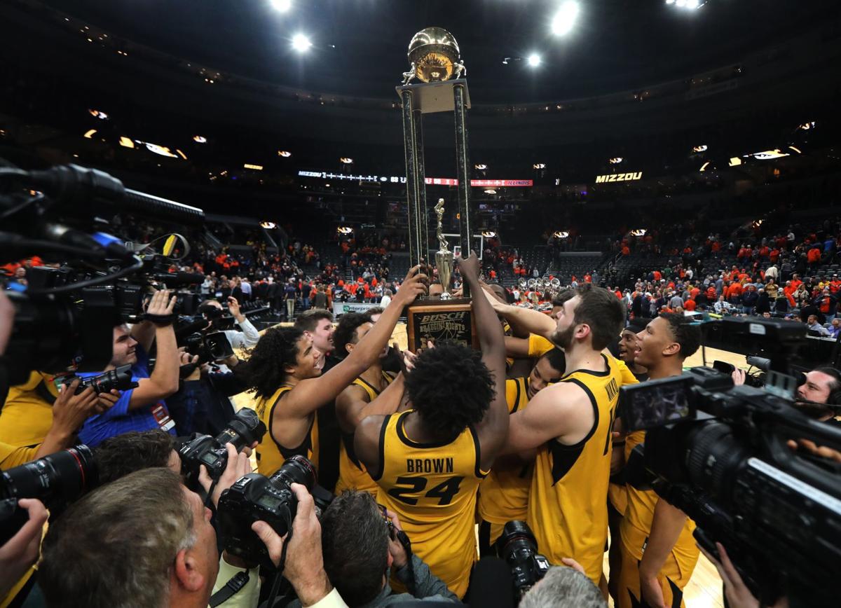 All Mizzou In The Lou Tigers Take Down Illinois To Capture
