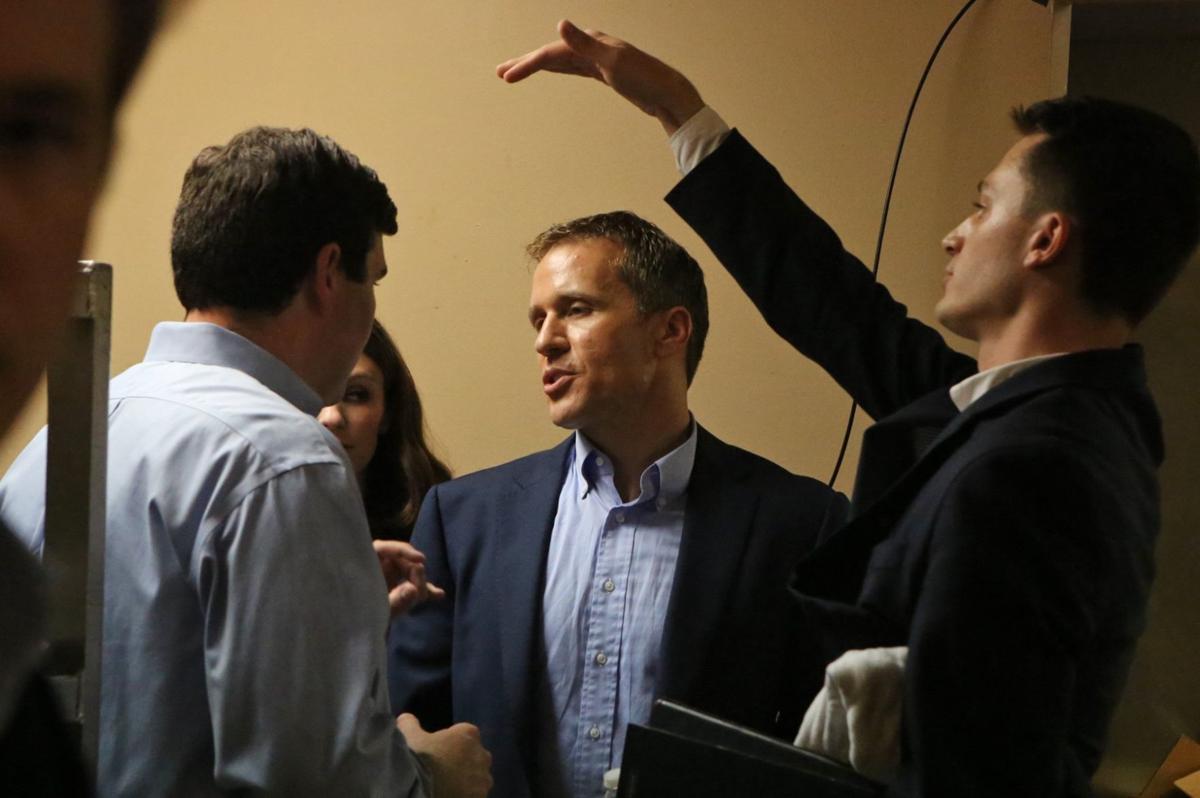 Eric Greitens talks with Austin Chambers during 2016 campaign