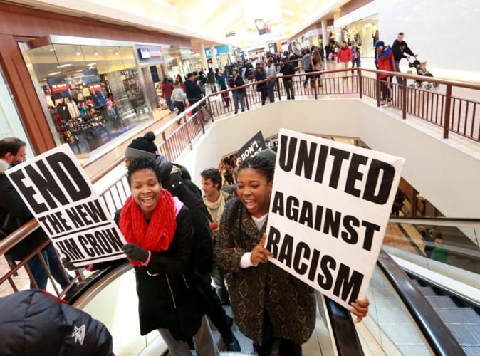 Protesters target Galleria Mall on Black Friday