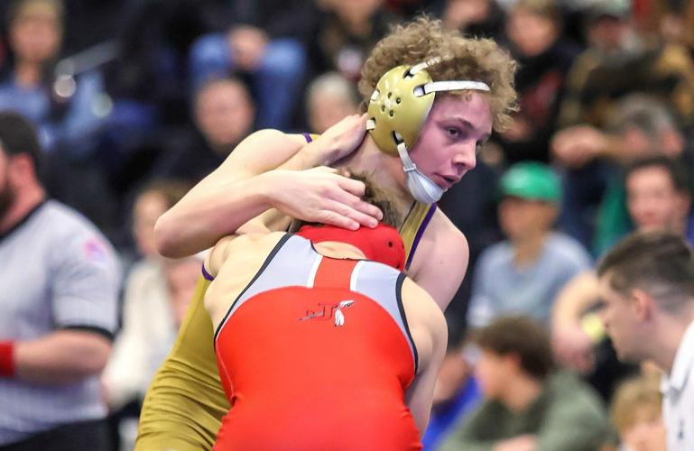 Class 4 District 1 boys wrestling tournament