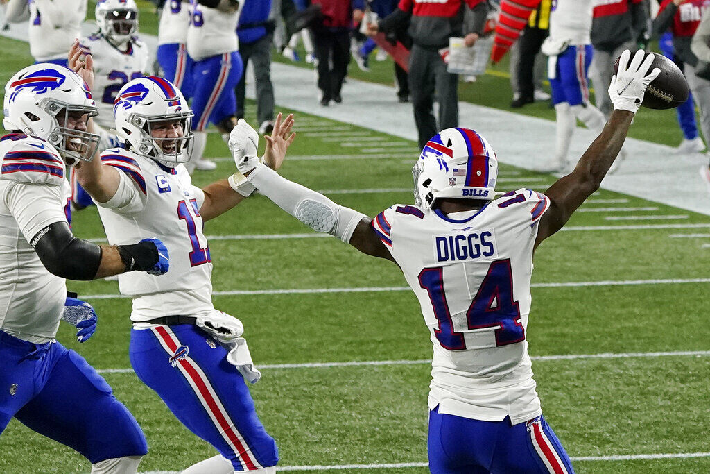 Buffalo Bills' Terrell Owens celebrates his touchdown on the