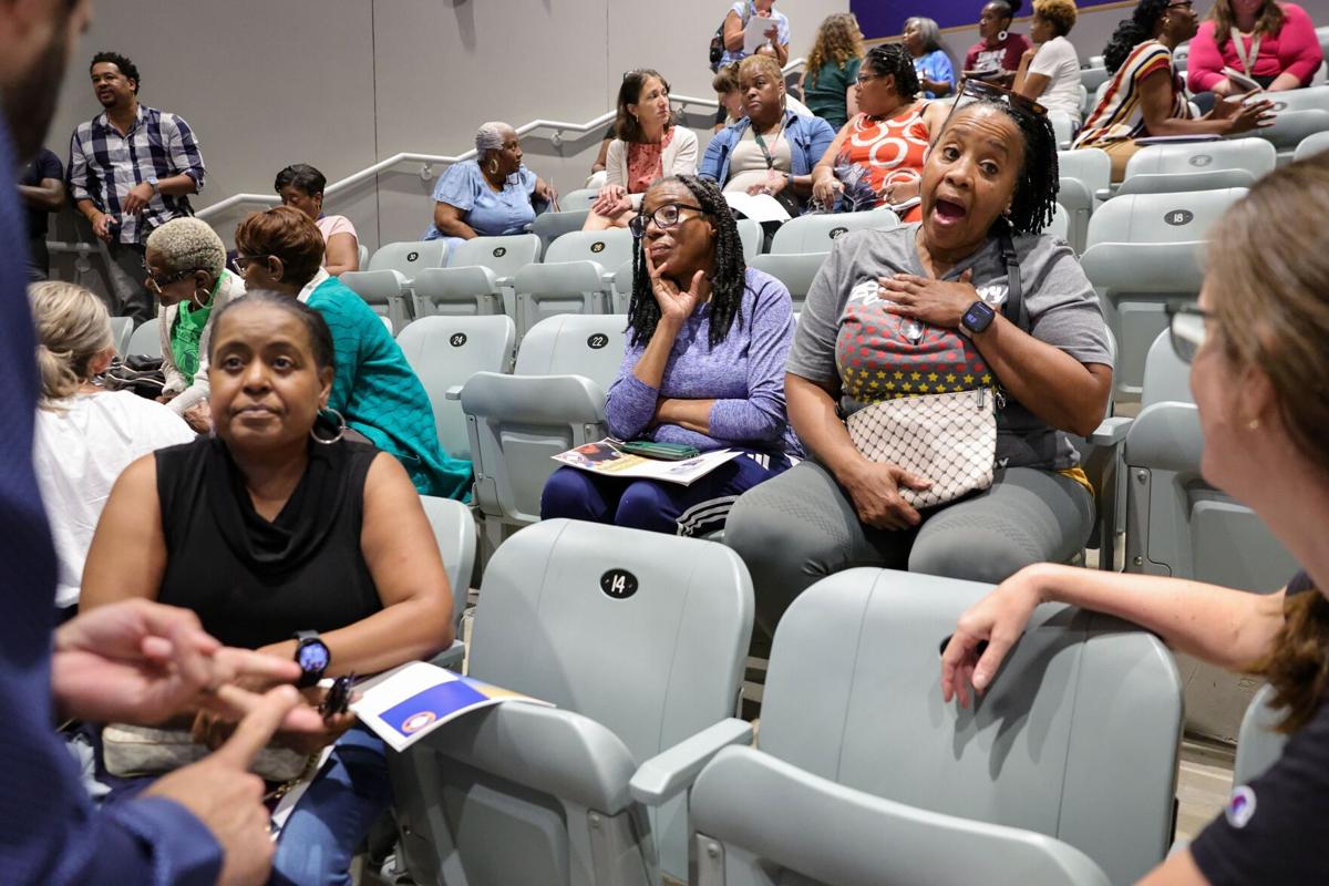 SLPS holds community feedback meeting for school closures