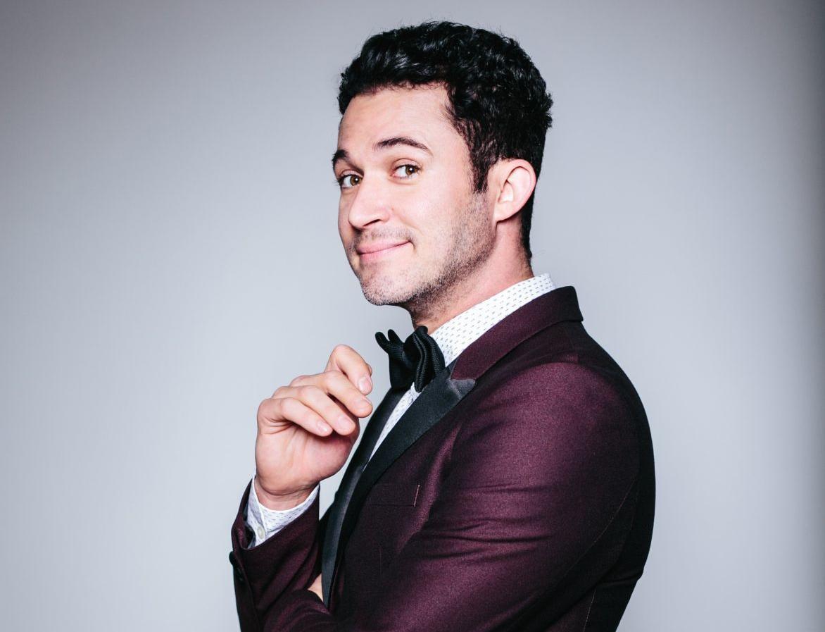 Native St Louisan Justin Willman Combines Magic Comedy In New Netflix Series Television Stltoday Com