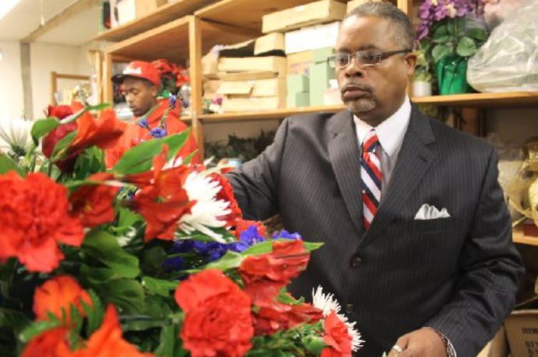 St. Louis County funeral home director pleads Keep the van, just