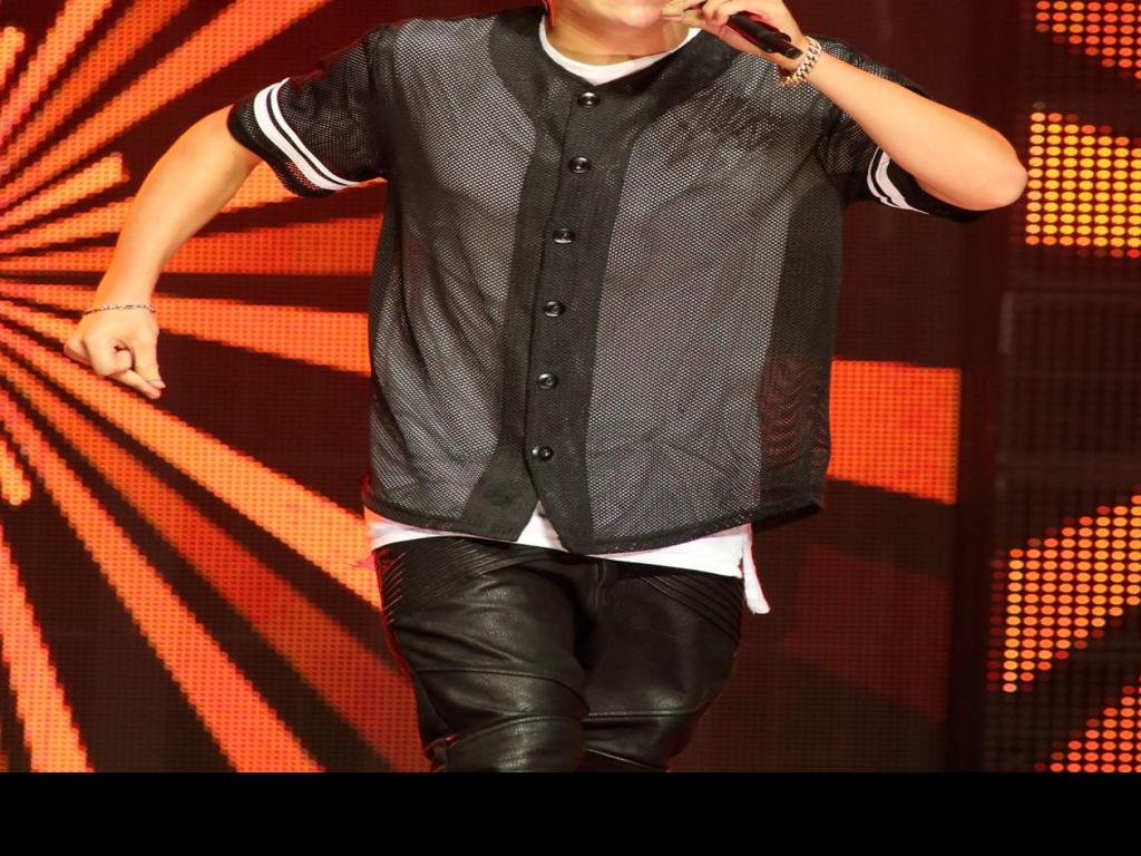 Teen Singer Austin Mahone Says He S No Bieber Music Stltoday Com