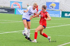 Duchesne vs. Pembroke Hill girls soccer