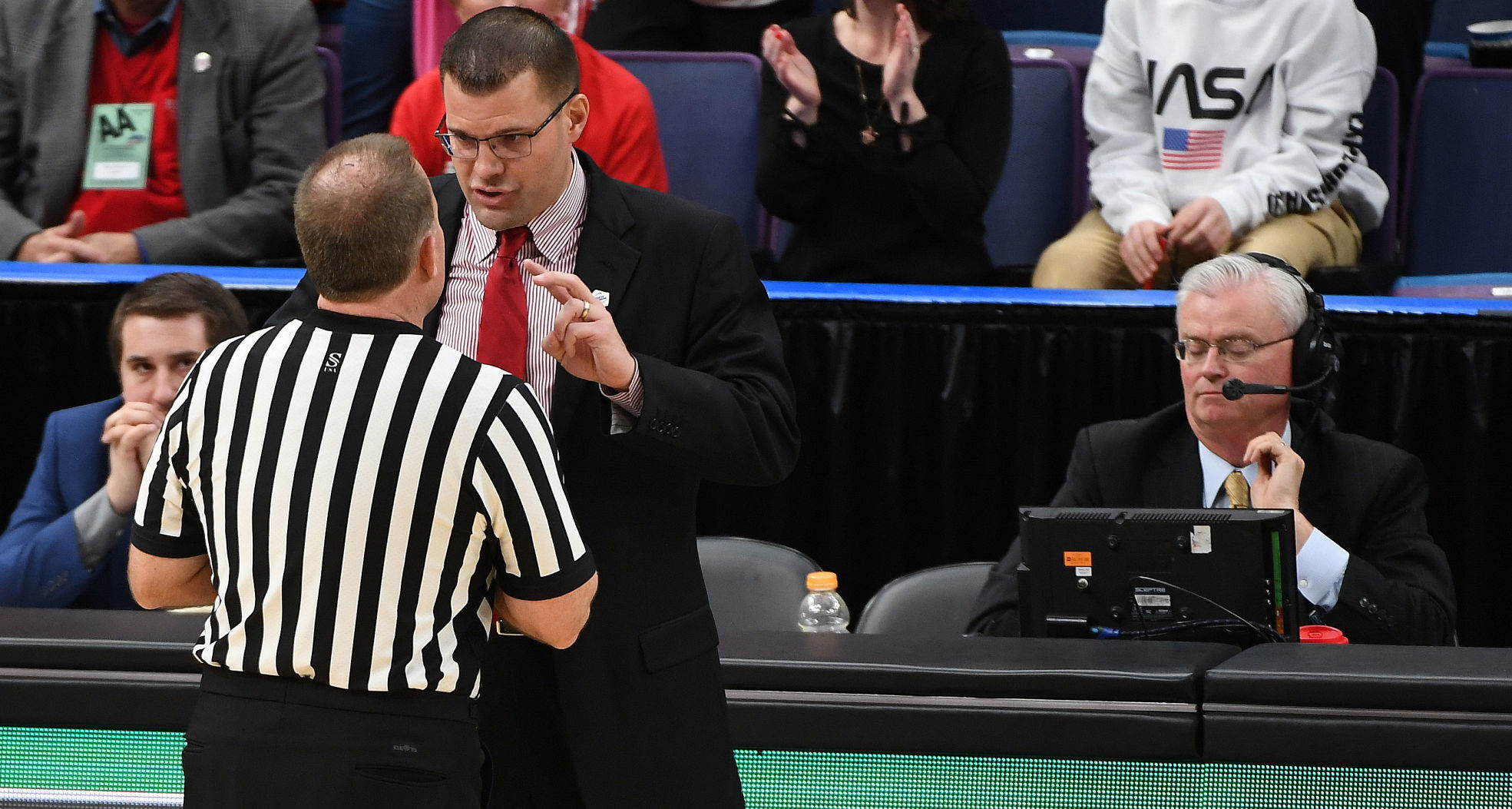 Malevy Leons' Free Throws In Final Seconds Send Bradley Basketball To ...