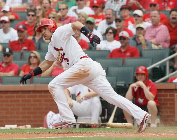 Chicago Cubs shortstop Ryan Theriot (2) during the game between