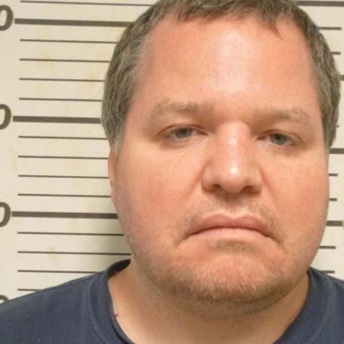 Judge Facing Heroin Gun Charge Resigns From St Clair County Court Illinois Stltoday Com