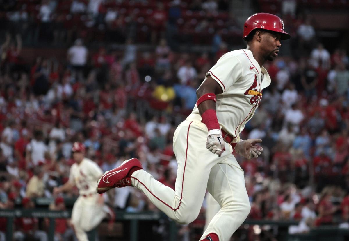 Cardinals' offense scores 11 in first three innings to dash the Reds'  playoff hopes