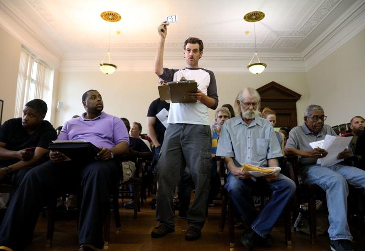 City auctions several hundred properties