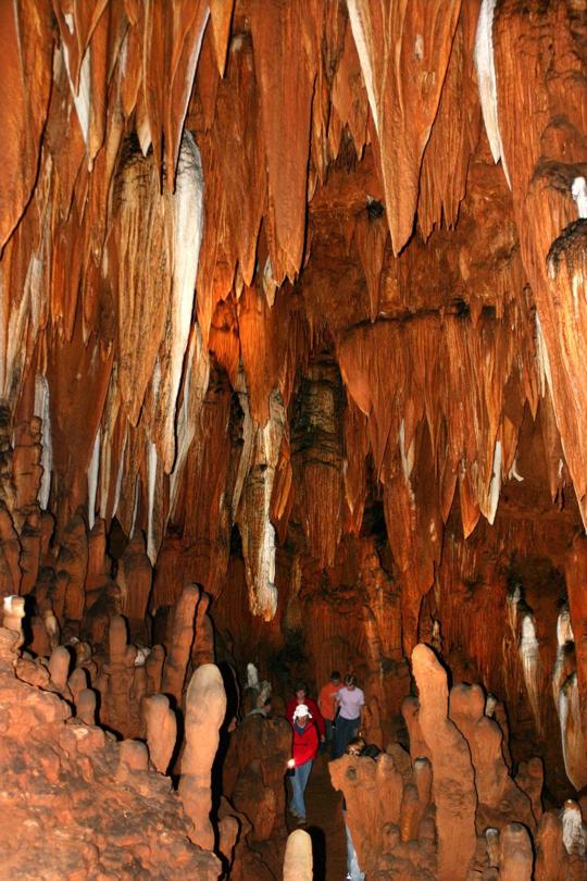 Top 11 caves to visit in Missouri