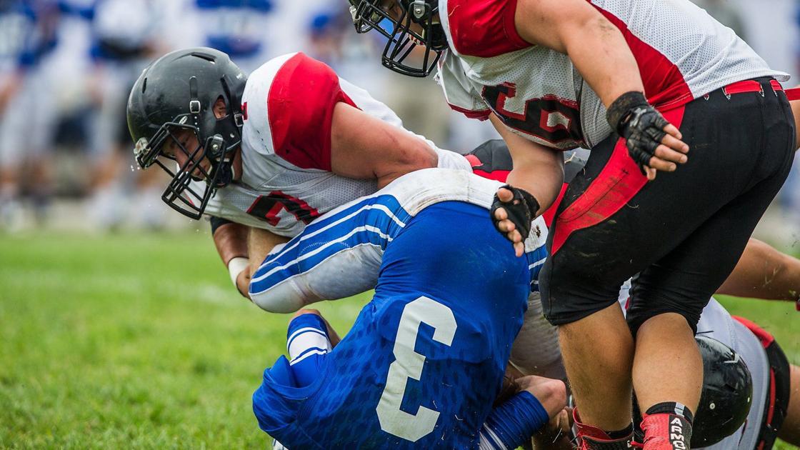 Lamar Tigers at Lutheran North Crusaders High School Football